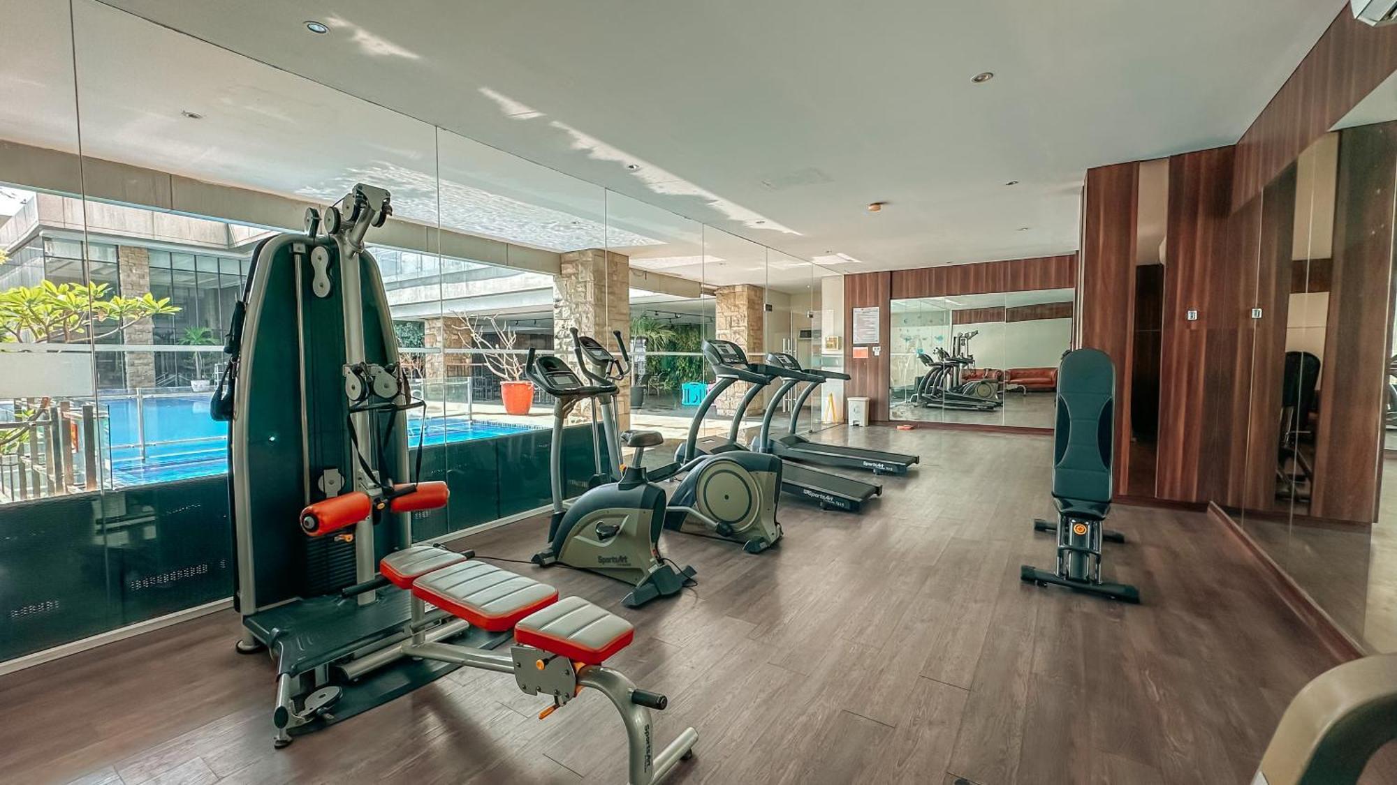 Swiss-Belinn Karawang Zewnętrze zdjęcie
