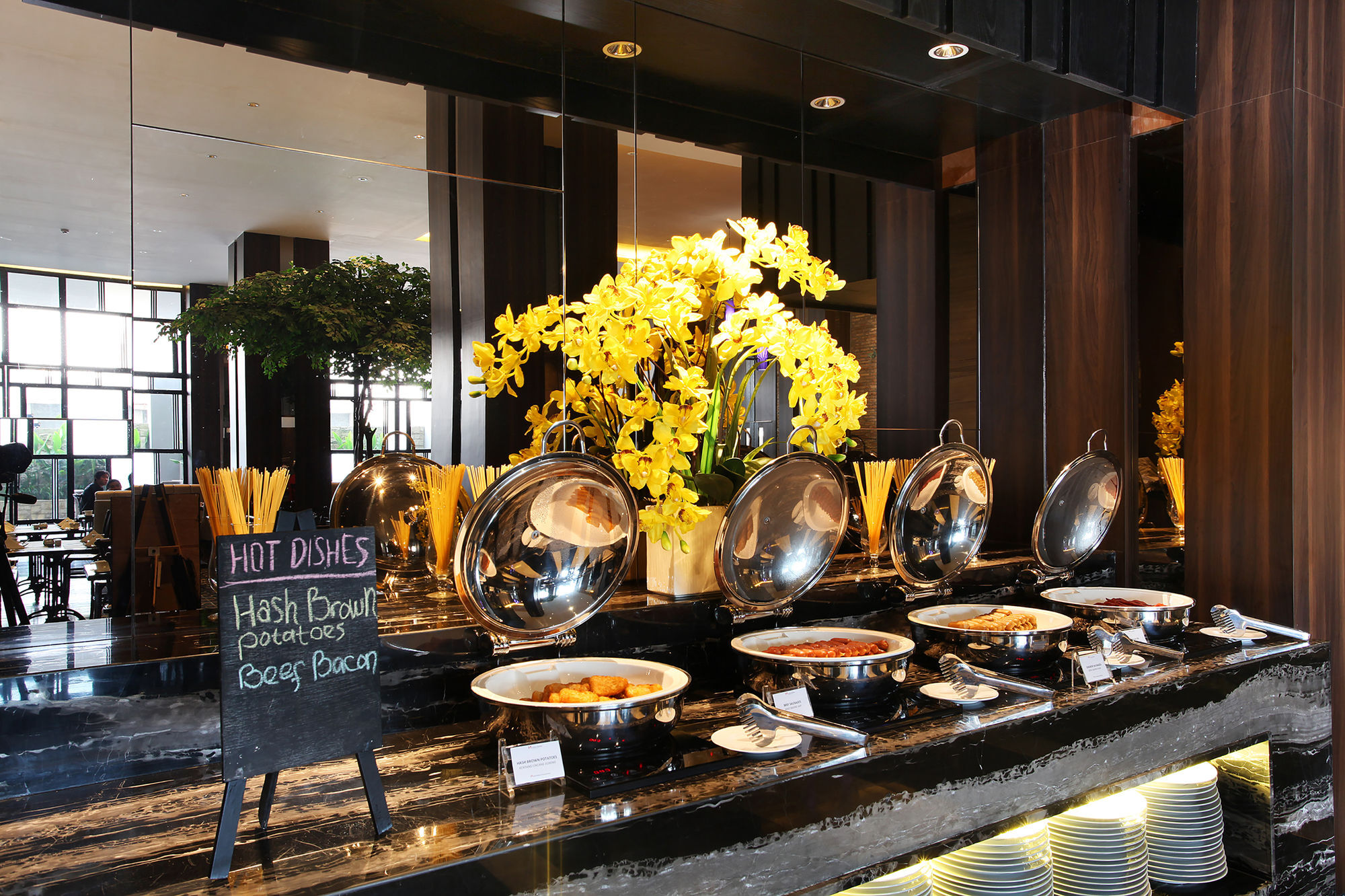 Swiss-Belinn Karawang Zewnętrze zdjęcie